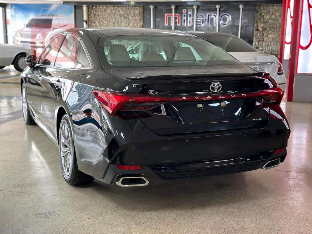 Toyota Avalon